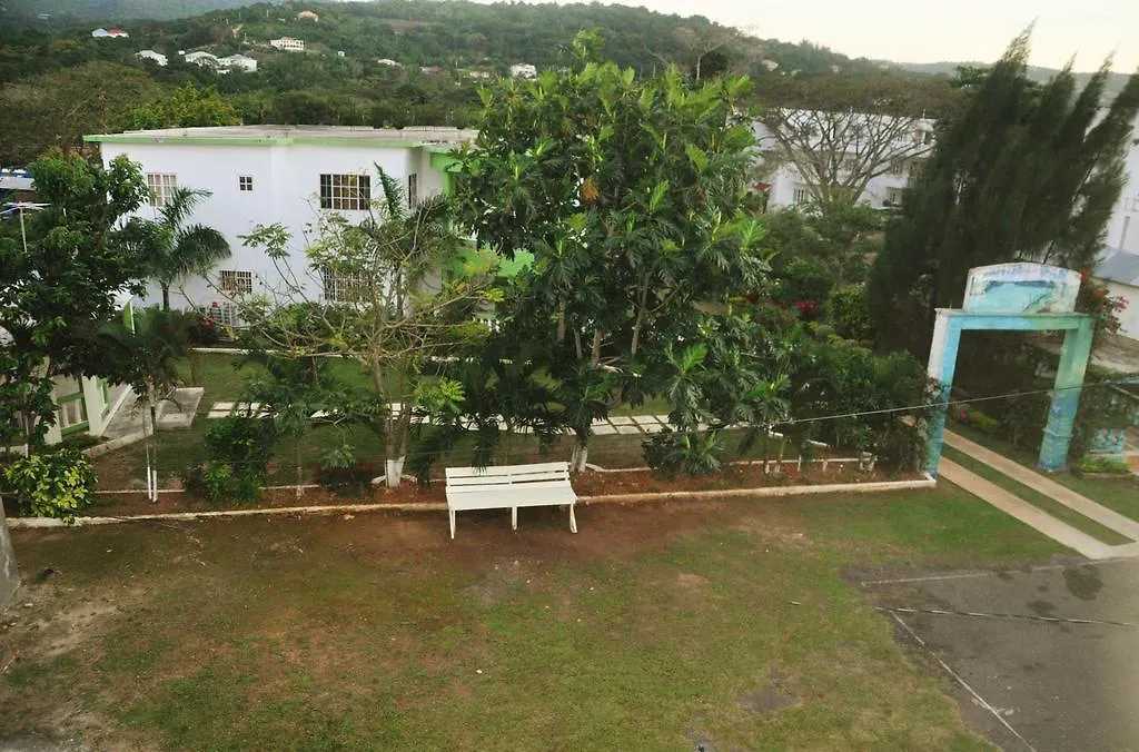 ** Bed & Breakfast Mom'S Village Resort Runaway Bay Giamaica